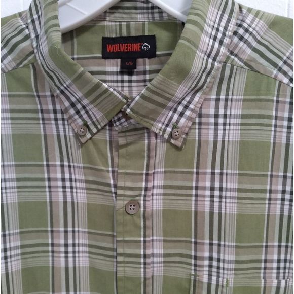 Wolverine Short Sleeve Button Down Shirt. Large - Picture 6 of 7